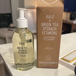Youth To The People Kale + Green Tea Cleanser